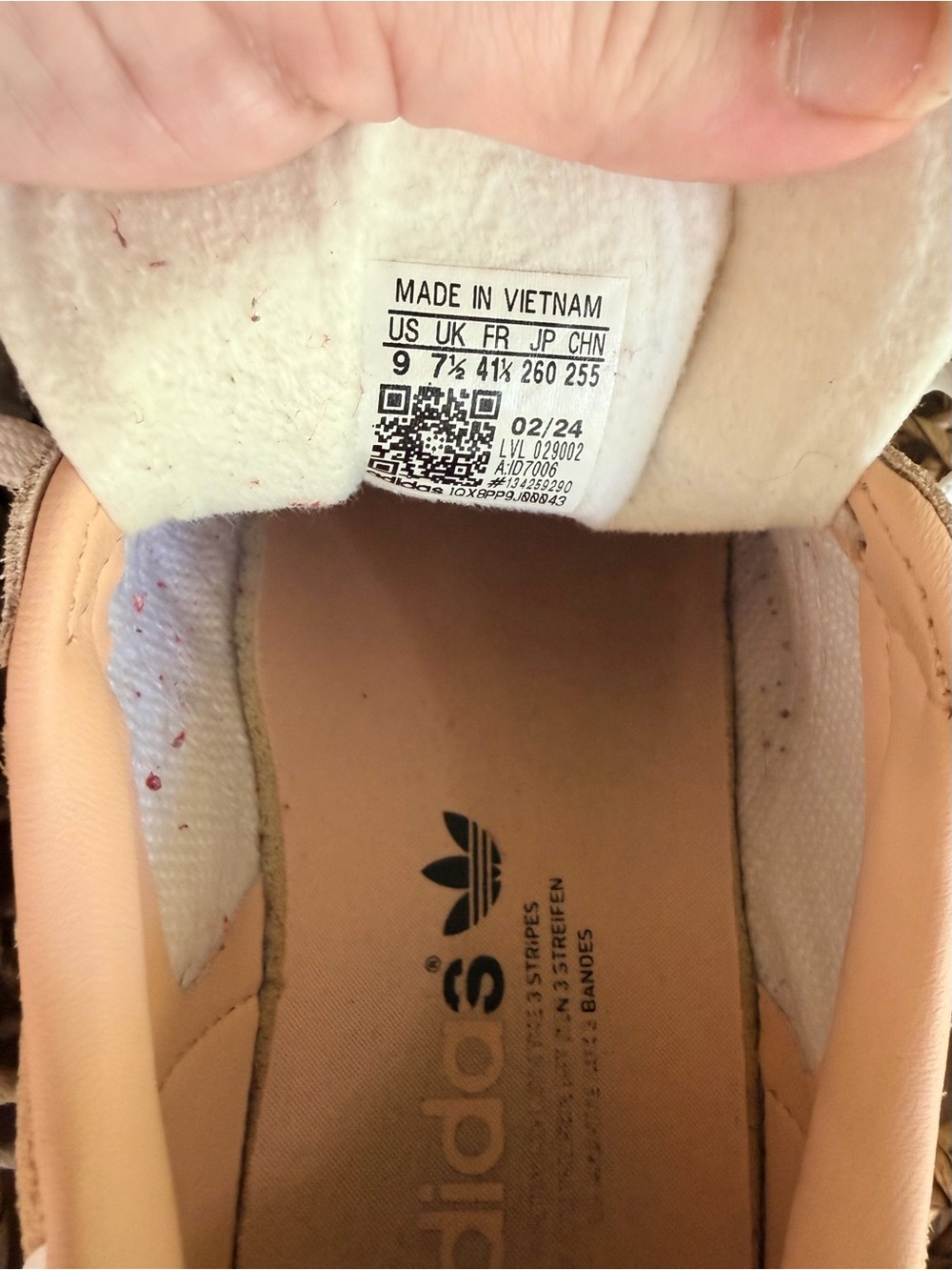 Adidas Gazelle Halo Blush Pink Suede Women's Size 10 Men's 9 ID7006 - Picture 6 of 7